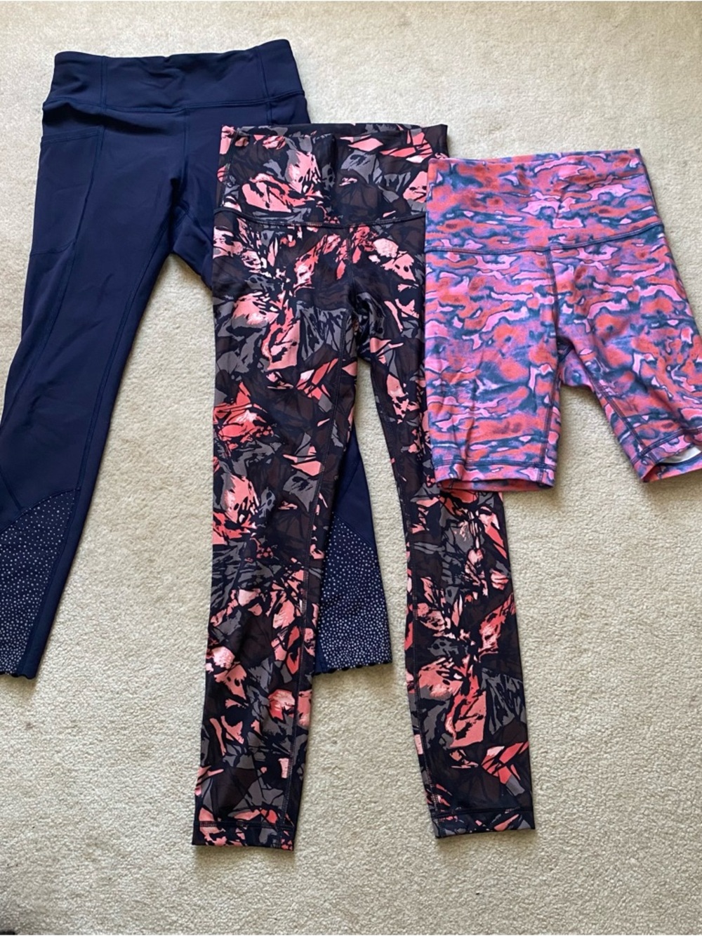 Lululemon Women's Leggings & Shorts Size 4 Lot of 3 Assorted Colors Patterns